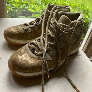 Jordan 11s lux green